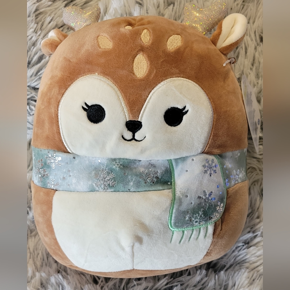 (1) NWT Dawn the Fawn 8 inch Holiday Squishmallows- Walgreens Exclusive